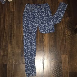 Authentic geometric patterned Levi’s Jeans